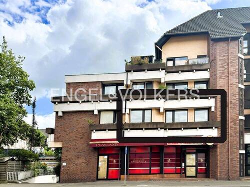 Bild 1 - Erstbezug nach Renovierung - barrierefreie 3-Zimmer-Wohnung mit Lift, Balkon und Tiefgarage im Zentrum von Moers