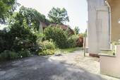 Terrasse hinter dem Haus - 
