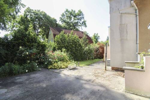 Terrasse hinter dem Haus - 