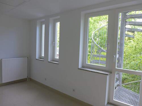 Fluchtweg zum Hof.JPG - 