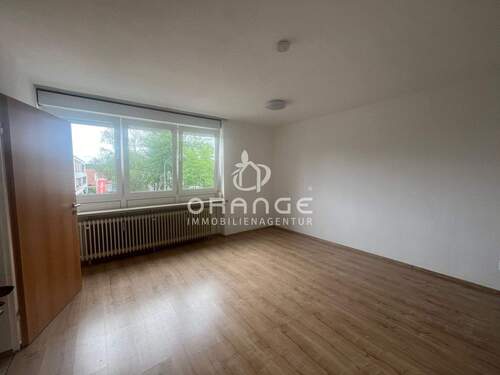 Wohnraum - 1 Zimmer Etagenwohnung in Regensburg