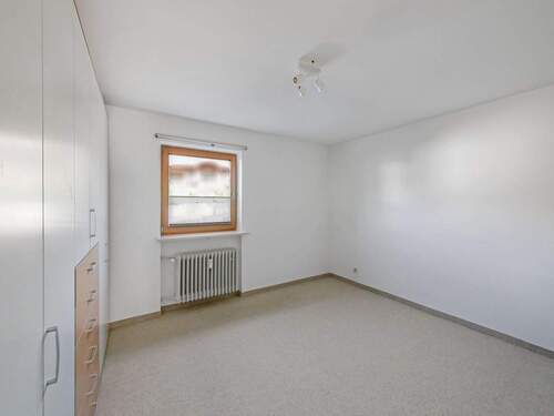 Schlafen - 2 Zimmer Etagenwohnung in Bayerisch Gmain