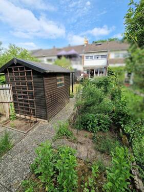 Garten_mitBlickzumHaus - 