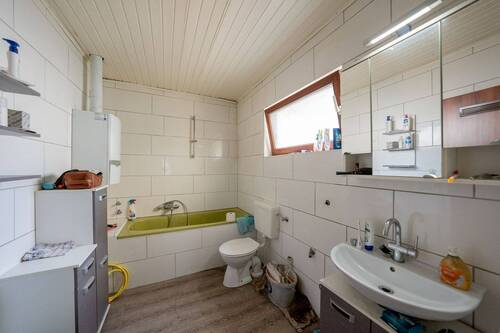 8 Badezimmer EG - 