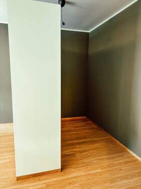 Ankleidebereich im Schlafzimmer - 