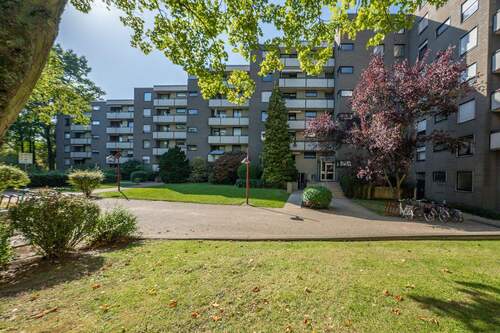 Hausansicht - Exklusives Wohngefühl mit Weitblick und direktem Naturzugang am Schmölderpark