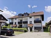 helle 2-Zi.-Eigentumswohnung mit Garage in ruhiger Siedlungslage von Bayerbach (Ndb. Bäderdreieck) - 2 Zimmer Etagenwohnung in Bayerbach
