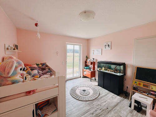 Kinderzimmer 1 (2).jpg - 