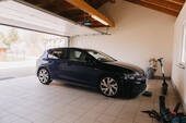 Doppelgarage mit Stauraum.jpg - 