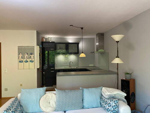 Wohbereich / Küche - Etagenwohnung mit 82,30 m² in Hamburg zum Kaufen