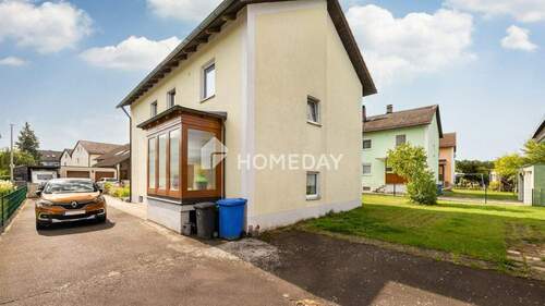 Außenansicht 3 - 6 Zimmer Mehrfamilienhaus, Wohnhaus zum Kaufen in Etzenricht