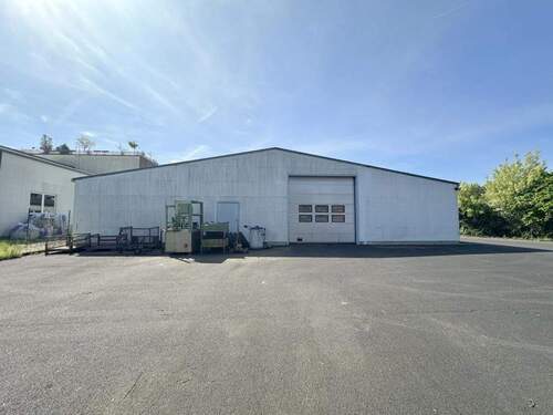 Rückansicht Halle - 