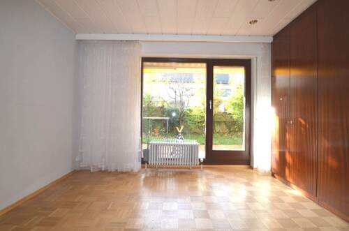 Schlafzimmer EG rechts - 