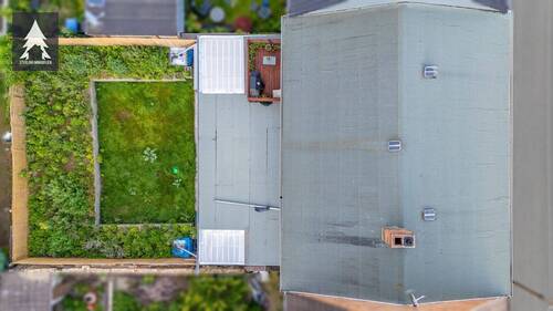 Luftaufnahme - Mehrfamilienhaus, Wohnhaus mit 250,00 m&sup2; in Aschersleben zum Kaufen