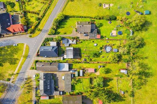 Bild 2 - 6 Zimmer Mehrfamilienhaus, Wohnhaus zum Kaufen in Bleckede
