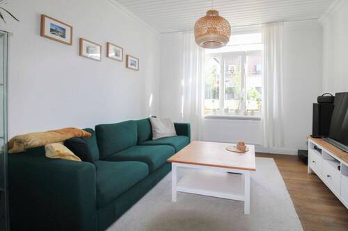 Wohnzimmer - 4 Zimmer Reihenmittelhaus in Bremen
