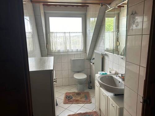 Sanitärbereich im DG - 