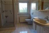 Badezimmer Erdgeschoss - 