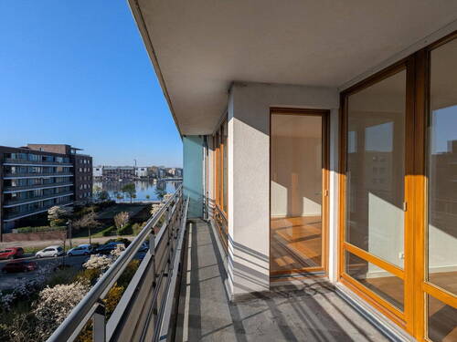 Balkon - Osten - 3 Zimmer Wohnung mit 2 Balkonen im 4. OG an der Rummelsburger Bucht mit Tiefgaragenplatz