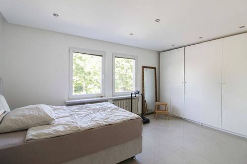 Schlafzimmer OG1 - 