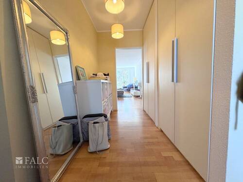 Flur - 3 Zimmer Etagenwohnung in Bonn