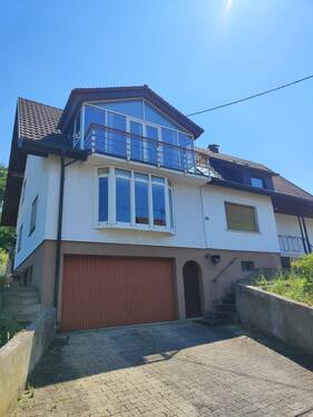 20250702_Frontansicht2 - Modernes Mehrfamilienhaus in ruhiger Lage - teilsaniert