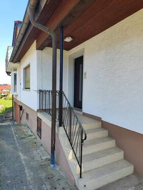 20250702_Eingang - Mehrfamilienhaus, Wohnhaus mit 346,00 m² in Friesenheim zum Kaufen