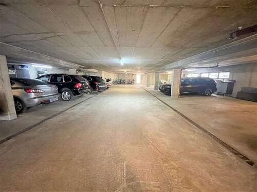Tiefgarage - 