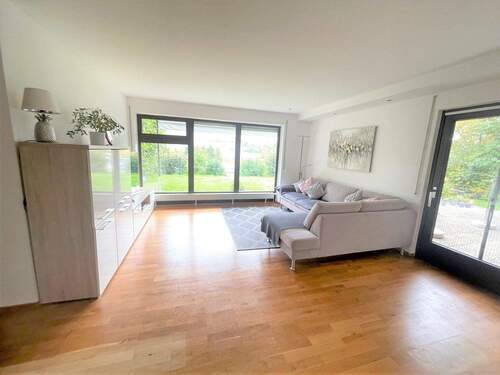 Wohnen - 5 Zimmer Terrassenwohnung in Aalen