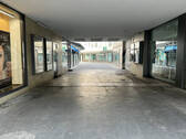 Hauseingang - 2 Zimmer Etagenwohnung zur Miete in Wiesbaden