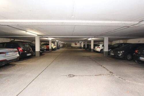Tiefgarage - 
