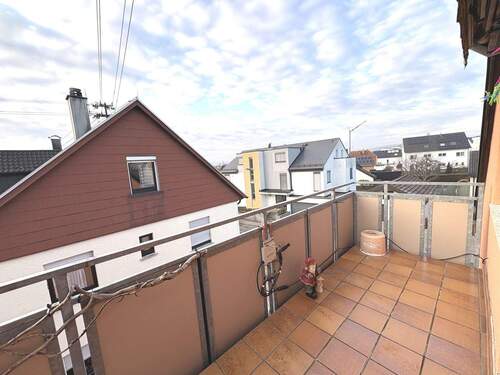 Balkon - 4 Zimmer Etagenwohnung in Schönaich