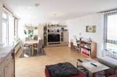 Wohnzimmer(1) - 2 Zimmer Etagenwohnung zum Kaufen in Markranstädt