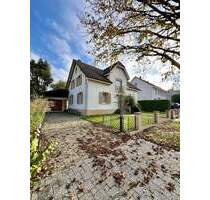 Seltenes Angebot: Zentral gelegenes Einfamilienhaus mit attraktivem Grundstück - Jestetten