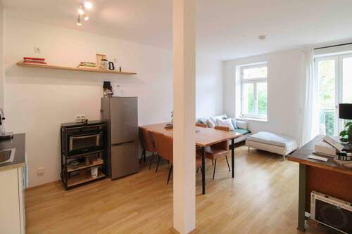 offenes Wohnzimmer - 3 Zimmer Etagenwohnung in Leipzig