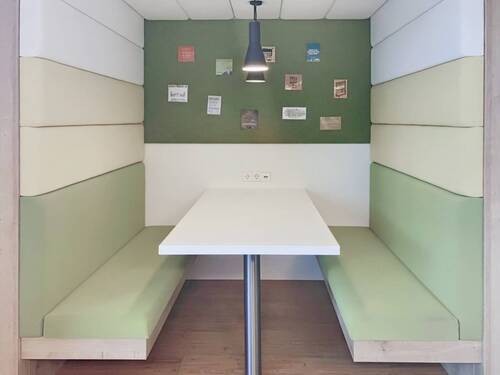 Business-Lounge 5.jpeg - 