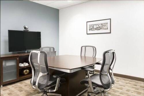 Bild 1 - Privater Büroraum ganz auf Ihre individuellen Unternehmensbedürfnisse angepasst 20 sqm in Regus Centro