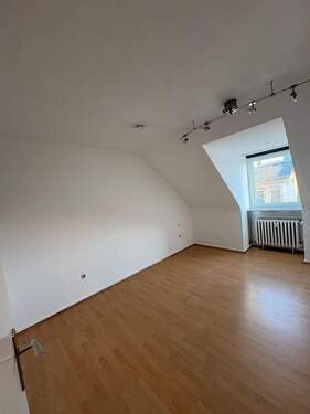 Schlafzimmer - 2 Zimmer Etagenwohnung in Kassel