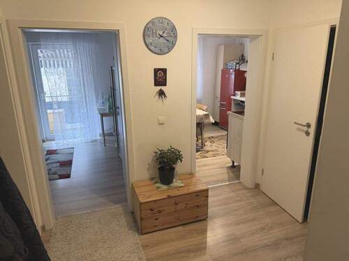 Flur EG rechts - 1 Zimmer Mehrfamilienhaus, Wohnhaus in Worms