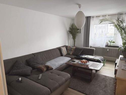 Wohnzimmer EG rechts - 