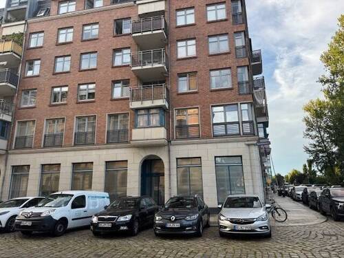 Hausansicht-3 - 3 Zimmer Etagenwohnung in Dresden
