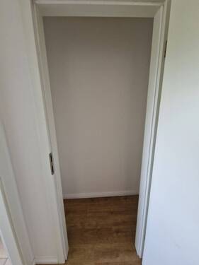 Abstellkammer - 