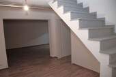 Treppe ins Obergeschoss - 