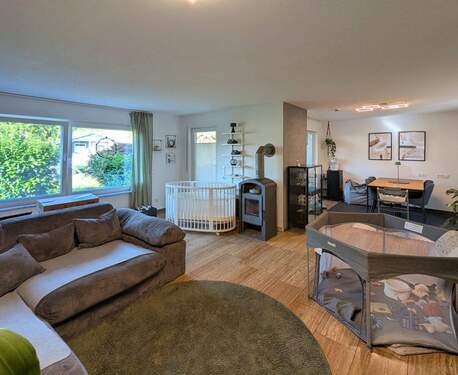 Wohn- u. Essbereich EG - 