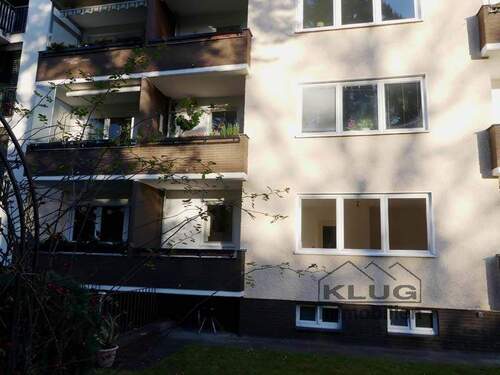 Rückansicht mit Sonnenbalkon - 1 Zimmer Etagenwohnung in Berlin