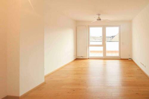 Wohnzimmer - 3 Zimmer Einfamilienhaus in Düsseldorf