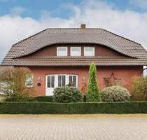 Gepflegtes Wohnhaus mit Doppelgarage auf einem Erbbaugrundstück in Lohne - Lohne (Oldenburg)