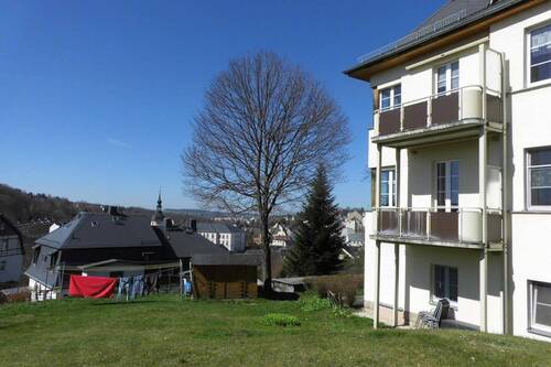 DSCI0101 - Sonnige 2-Zimmer-Wohnung im EG (Hochparterre) mit Balkon und Carport zu vermieten!