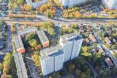 Luftbild Gebäude und Straße - 
