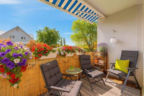 Balkon virtuell möbliert - 